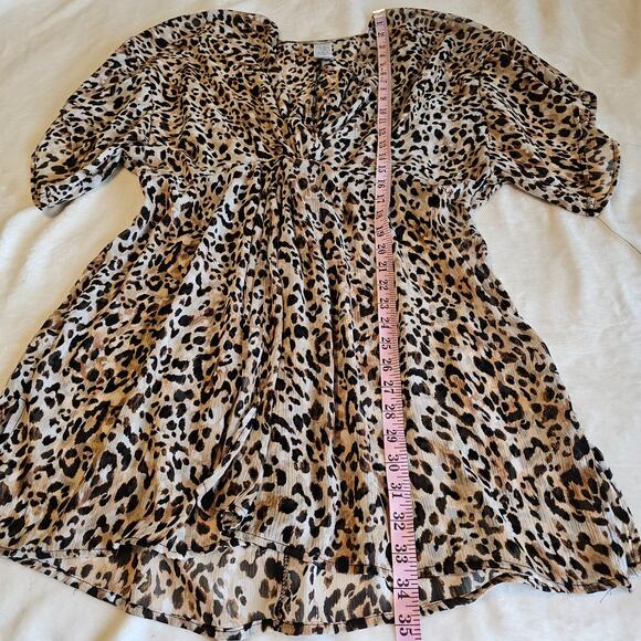 Time and Tru Women's Animal Print Cape DressSize XL The knot front design - Picture 4 of 5